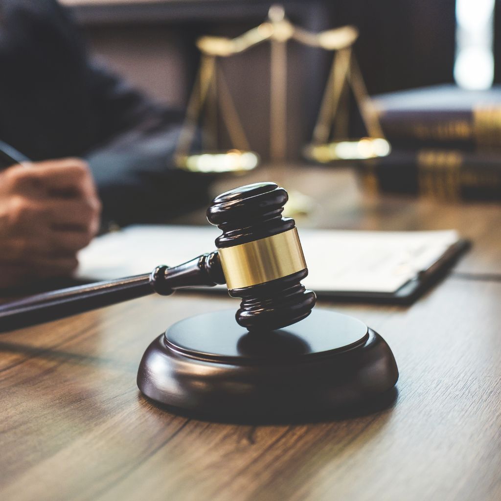 Advisory legal gavel